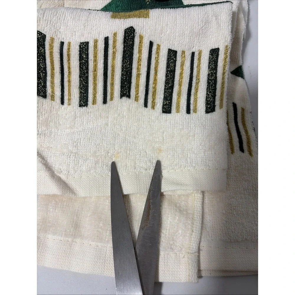 Christmas Dish Towels Lot Of 4-1 NWT 3-pre owned Santa Bells Poinsettias Tree